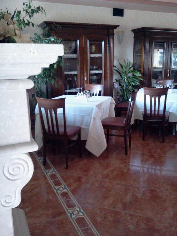 Albergo Al Portico Azzano Decimo Zewnętrze zdjęcie